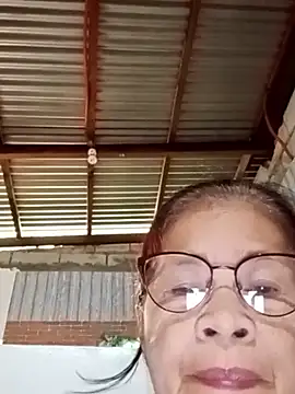 Snapshot of Sweet-Lita50 chatting on October 18, 2025, 12:13 am Sweet-Lita50 online show from October 18, 2025, 12:13 am