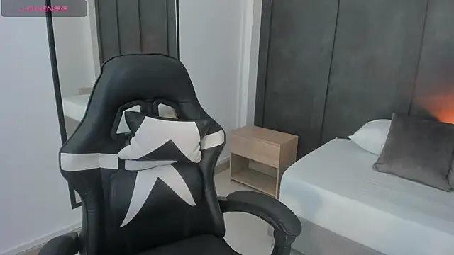 altair mori online show from November 24, 2025, 8:19 pm