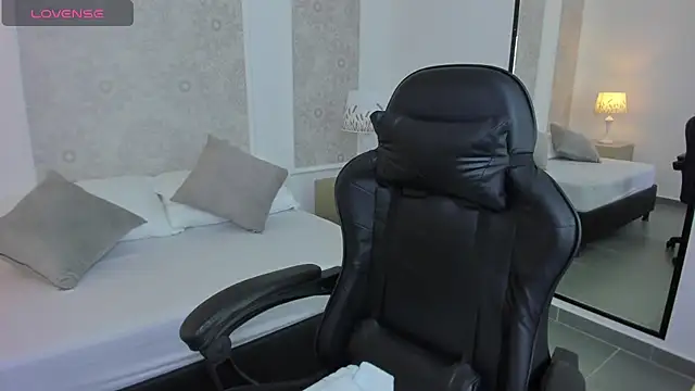 altair mori online show from December 4, 2025, 12:25 pm