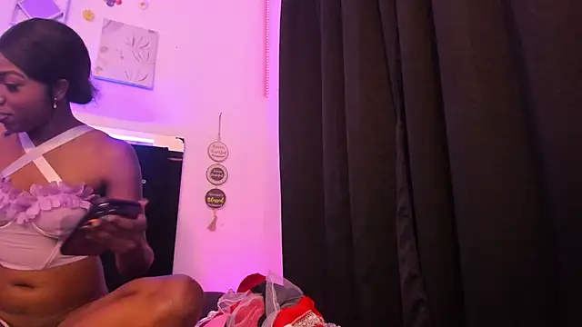 AkariRosetti online show from October 24, 2025, 5:26 am