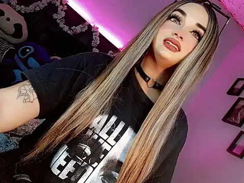 kattie Sweet  online show from November 5, 2025, 10:32 pm