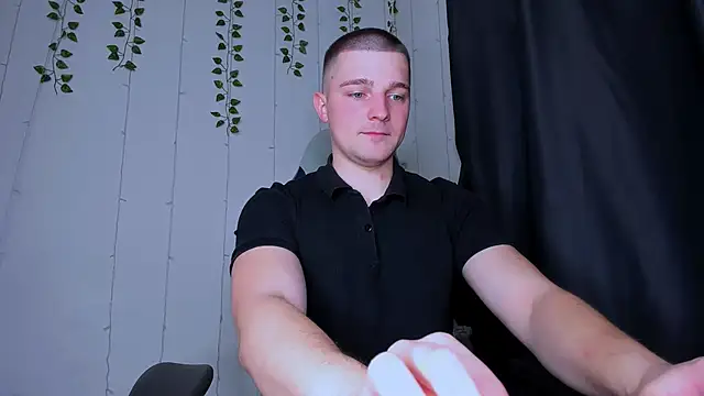 Snapshot of Your_Claddagh chatting on January 17, 2026, 7:06 pm Your Claddagh online show from January 17, 2026, 7:06 pm