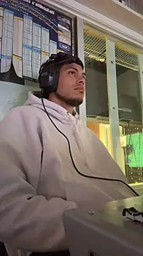 StrokingDaddy4 online show from February 19, 2026, 11:39 am