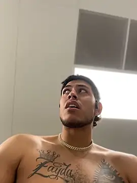 StrokingDaddy4 online show from April 15, 2026, 7:58 pm