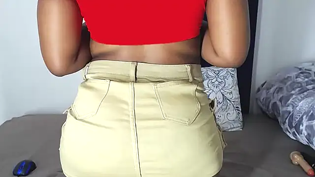 Snapshot of Pinkdollyg chatting on February 8, 2026, 8:12 pm Pinkdollyg online show from February 8, 2026, 8:12 pm