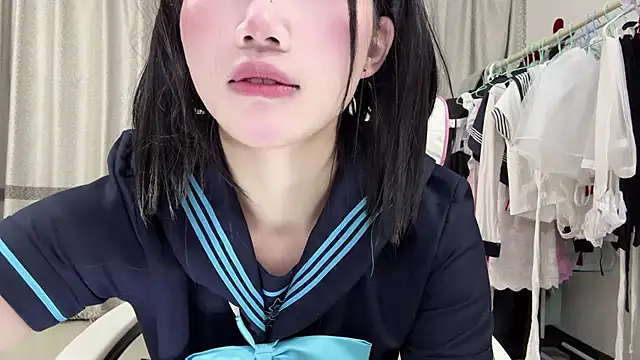 Yiyi-707 online show from October 19, 2025, 11:33 am