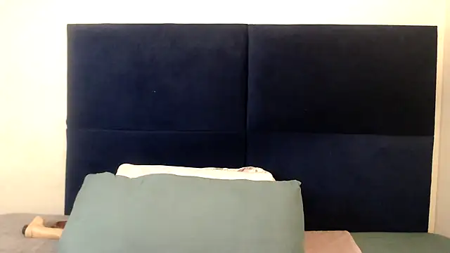 Sexy-Momo online show from October 31, 2025, 7:59 pm