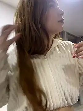 Snapshot of CharlotteBrownn_ chatting on November 12, 2025, 3:40 am CharlotteBrownn online show from November 12, 2025, 3:40 am