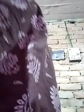 rani8008 online show from September 28, 2025, 6:46 pm