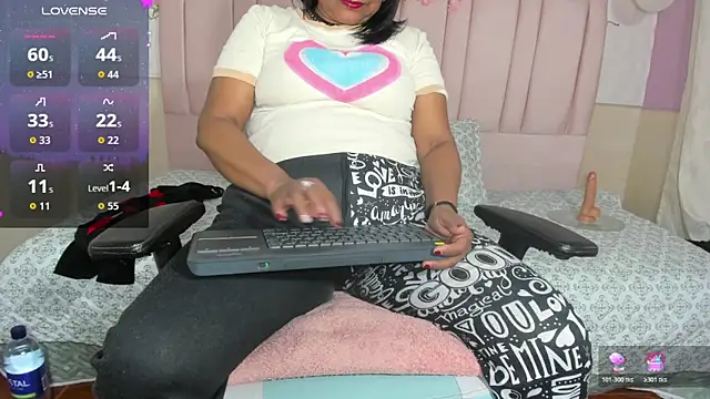 mya blaze online show from November 12, 2025, 12:38 pm