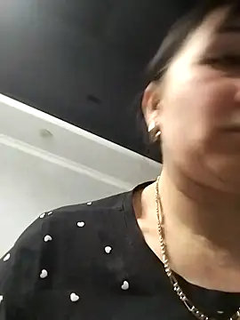 Funny Karina online show from November 5, 2025, 8:53 pm