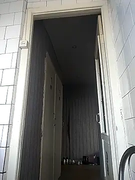 Funny Karina online show from November 7, 2025, 10:48 am