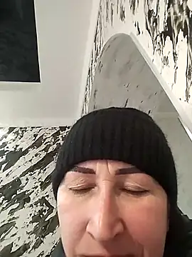 Funny Karina online show from February 25, 2026, 11:20 am