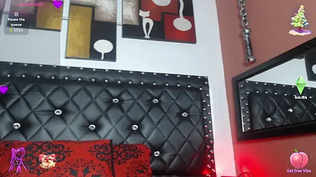 Snapshot of Engeelll chatting on December 15, 2025, 6:34 pm Engeelll online show from December 15, 2025, 6:34 pm