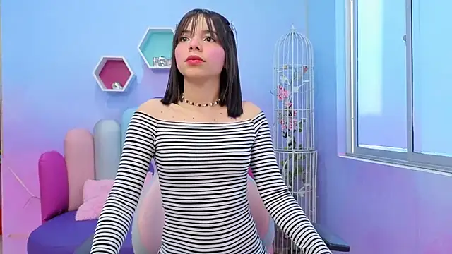 Snapshot of Issa_Skinny_ chatting on October 2, 2025, 11:39 am Issa Skinny online show from October 2, 2025, 11:39 am