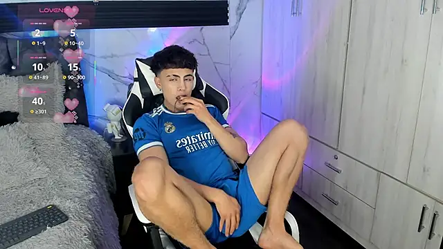 Saimonvela online show from April 2, 2026, 7:33 pm