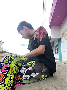 Snapshot of elfernh chatting on November 13, 2025, 10:41 pm elfernh online show from November 13, 2025, 10:41 pm