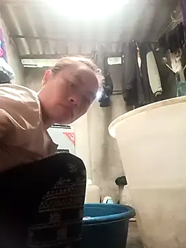 Snapshot of CoMay003 chatting on September 10, 2025, 4:01 am CoMay003 online show from September 10, 2025, 4:01 am