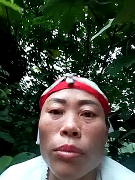 Snapshot of CoMay003 chatting on September 11, 2025, 11:05 pm CoMay003 online show from September 11, 2025, 11:05 pm