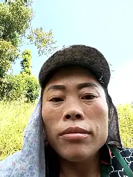 Snapshot of CoMay003 chatting on October 5, 2025, 6:34 am CoMay003 online show from October 5, 2025, 6:34 am