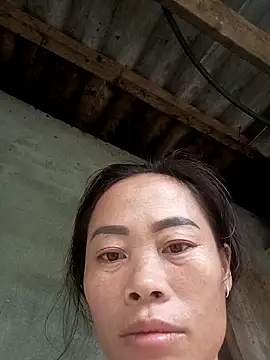 Snapshot of CoMay003 chatting on October 7, 2025, 1:47 am CoMay003 online show from October 7, 2025, 1:47 am