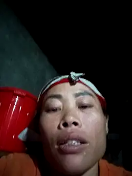 Snapshot of CoMay003 chatting on October 25, 2025, 12:13 pm CoMay003 online show from October 25, 2025, 12:13 pm