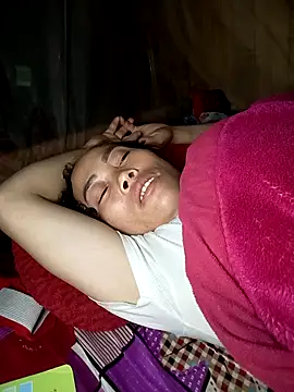 Snapshot of CoMay003 chatting on October 26, 2025, 5:52 pm CoMay003 online show from October 26, 2025, 5:52 pm