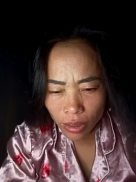 Snapshot of CoMay003 chatting on October 28, 2025, 3:36 pm CoMay003 online show from October 28, 2025, 3:36 pm