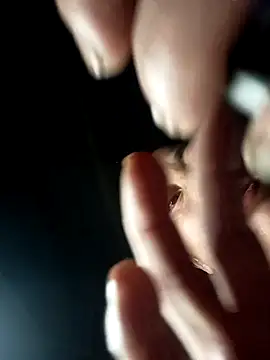 Snapshot of CoMay003 chatting on November 3, 2025, 2:02 am CoMay003 online show from November 3, 2025, 2:02 am