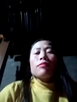 Snapshot of CoMay003 chatting on November 9, 2025, 9:57 pm CoMay003 online show from November 9, 2025, 9:57 pm