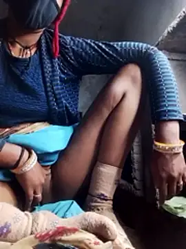 MISS-KAYA online show from November 21, 2025, 11:47 pm