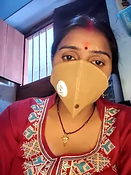 Snapshot of SHABNAM_G chatting on December 16, 2025, 8:41 am SHABNAM G online show from December 16, 2025, 8:41 am