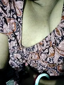 ARUSHARMAXX online show from March 24, 2026, 11:10 pm