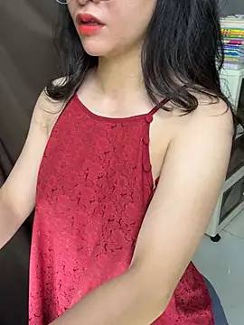 Voyerra g online show from April 12, 2026, 1:10 am