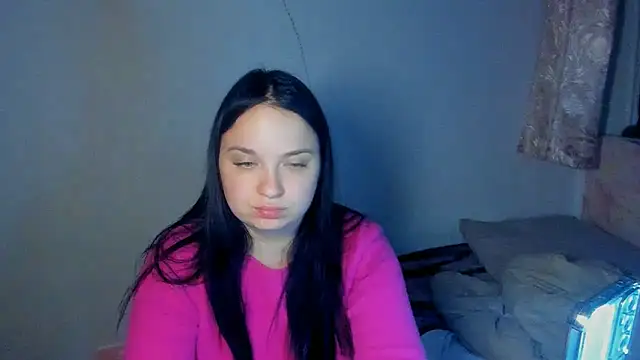 Snapshot of VoxxAura chatting on November 6, 2025, 7:26 pm VoxxAura online show from November 6, 2025, 7:26 pm