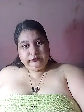 Snapshot of Ayma1983 chatting on September 22, 2025, 4:53 pm Ayma1983 online show from September 22, 2025, 4:53 pm