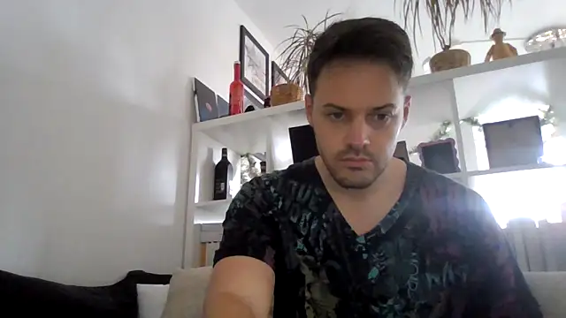 Snapshot of bigcockjohnxxxxx chatting on December 3, 2025, 12:25 pm bigcockjohnxxxxx online show from December 3, 2025, 12:25 pm