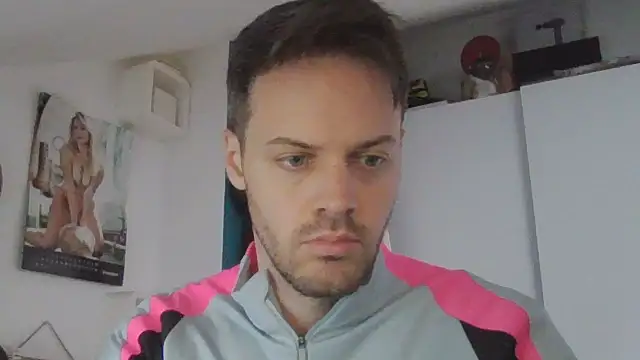 Snapshot of bigcockjohnxxxxx chatting on December 4, 2025, 1:09 pm bigcockjohnxxxxx online show from December 4, 2025, 1:09 pm