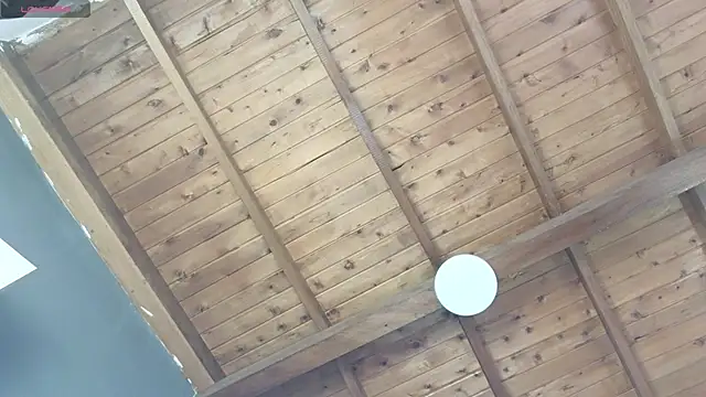 Snapshot of Ice_Princess_ chatting on November 22, 2025, 12:04 pm Ice Princess online show from November 22, 2025, 12:04 pm