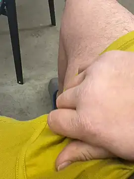 Snapshot of jamesliddick38 chatting on February 3, 2026, 1:15 am jamesliddick38 online show from February 3, 2026, 1:15 am