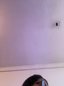 Snapshot of princesaliay chatting on January 13, 2026, 10:42 am princesaliay online show from January 13, 2026, 10:42 am