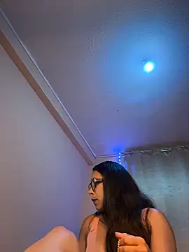 Snapshot of princesaliay chatting on March 7, 2026, 10:01 am princesaliay online show from March 7, 2026, 10:01 am