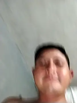 Snapshot of LiloWnn chatting on December 21, 2025, 10:22 am LiloWnn online show from December 21, 2025, 10:22 am