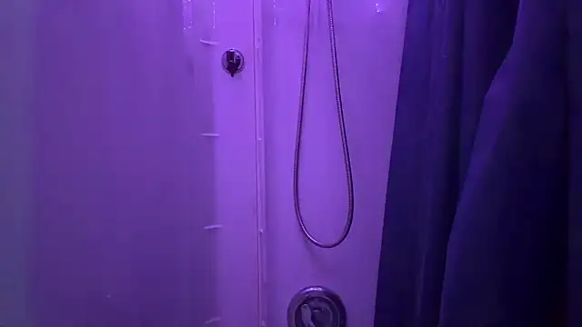 Snapshot of Pussyismyfavoritetaste chatting on March 5, 2026, 2:18 am Pussyismyfavoritetaste online show from March 5, 2026, 2:18 am