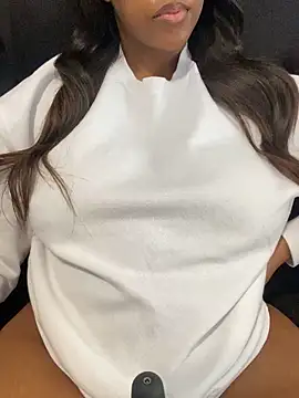 Sipsdoll online show from February 16, 2026, 7:48 am