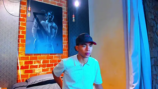 AlanCutee online show from November 4, 2025, 12:04 pm