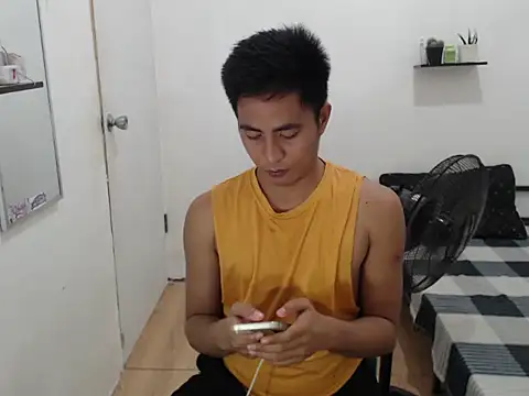 Lloyd wintours online show from November 1, 2025, 5:04 pm