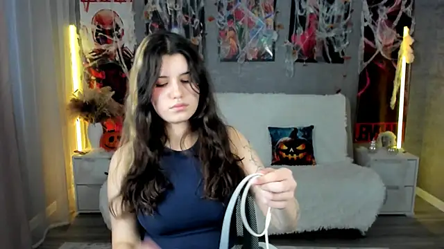 Snapshot of AnoraDark chatting on October 27, 2025, 12:42 pm AnoraDark online show from October 27, 2025, 12:42 pm