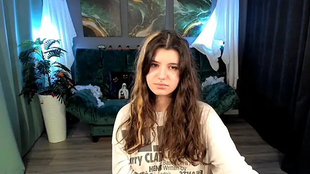 Snapshot of AnoraDark chatting on November 8, 2025, 1:33 pm AnoraDark online show from November 8, 2025, 1:33 pm