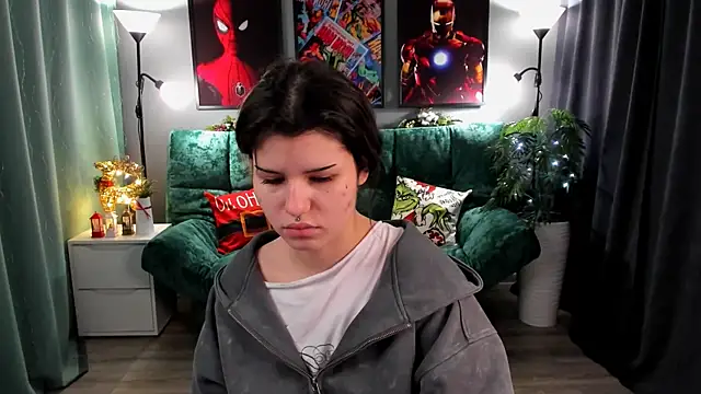 Snapshot of AnoraDark chatting on December 4, 2025, 6:27 pm AnoraDark online show from December 4, 2025, 6:27 pm